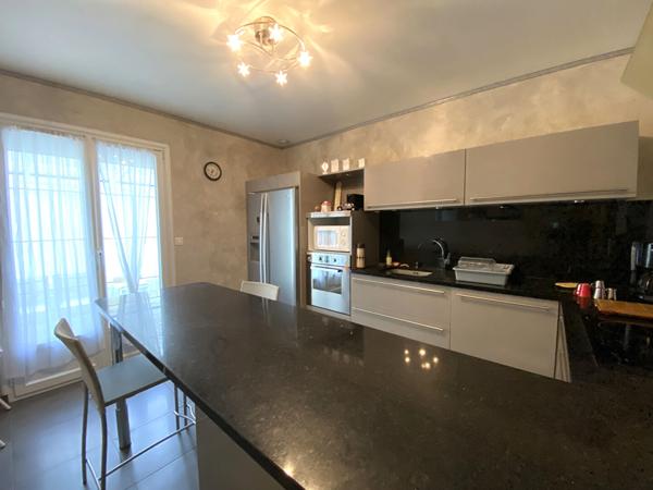 Maison Fay Aux Loges 7 pièce(s) 143.46 m2