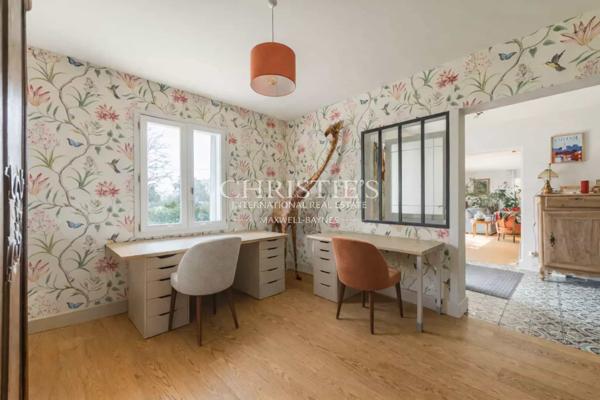 Latresne – Élégante maison familiale avec piscine et grand parc arboré à quelques minutes de Bordeaux