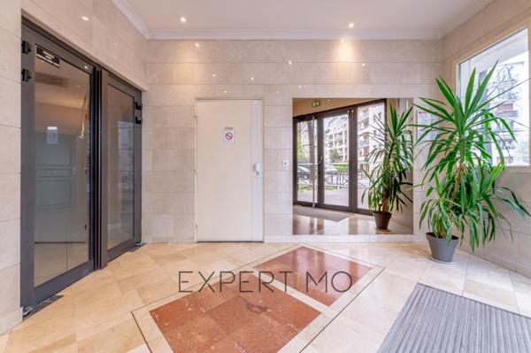 Levallois-Perret (92300) Exclusivité, Elégant 3 pièces lumineux dans une résidence récente avec garage et cave