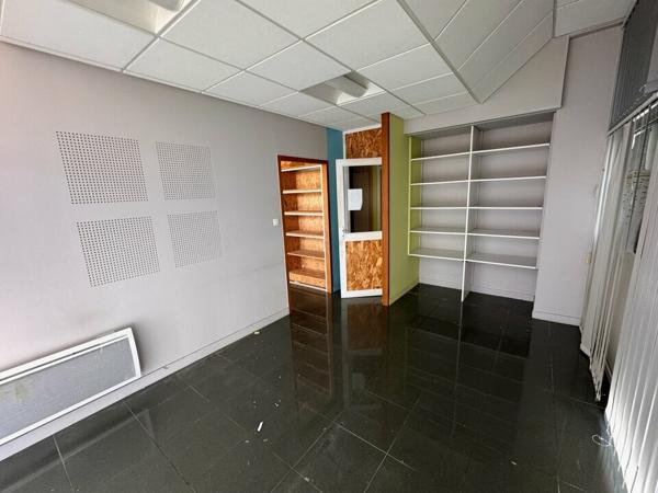 Bureaux avec parking privatif à vendre à ANGOULEME