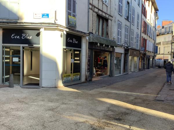 LOCAL COMMERCIAL - AURILLAC