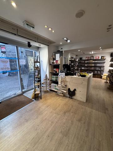 LOCAL COMMERCIAL - AURILLAC