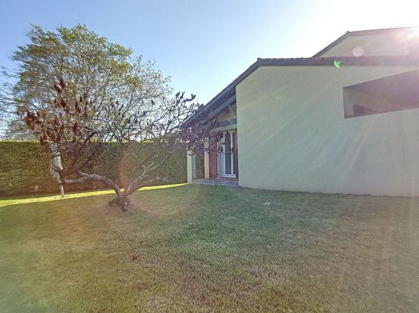 Maison 4 pièces à louer à Muret avec jardin et garage