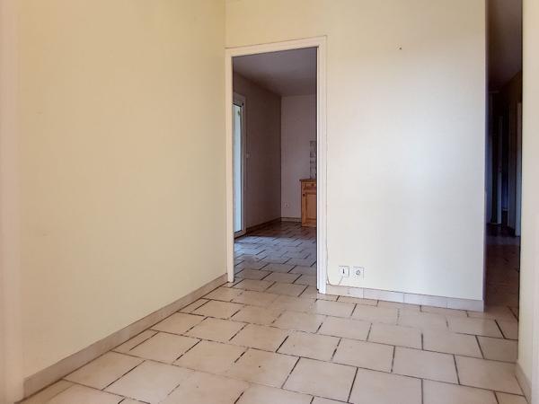 Maison 4 pièces à louer à Muret avec jardin et garage
