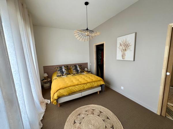 Maison de ville T5, Jardin et Garage (Secteur Palais des Congrès)