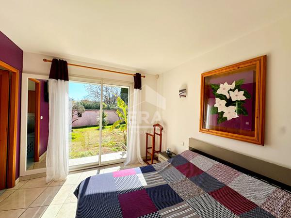 A vendre -Perpignan - Parc Ducup-Mas Bedos- Villa 4 faces - Plain pied- Piscine - Jardin