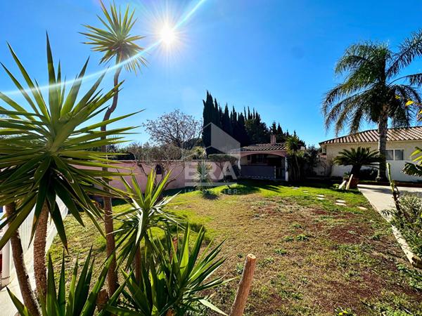 A vendre -Perpignan - Parc Ducup-Mas Bedos- Villa 4 faces - Plain pied- Piscine - Jardin