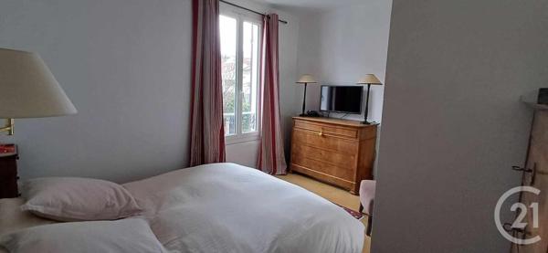 Appartement Duplex à vendre  5 pièces - 97 m2 ST CLOUD - 92