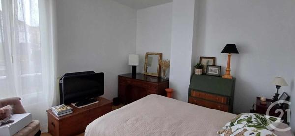 Appartement Duplex à vendre  5 pièces - 97 m2 ST CLOUD - 92