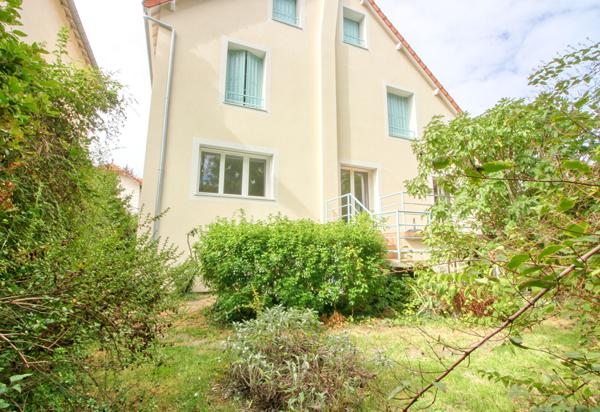 Maison Chatenay Malabry 6 pièce(s) 155 m² habitables (172 m² au sol)