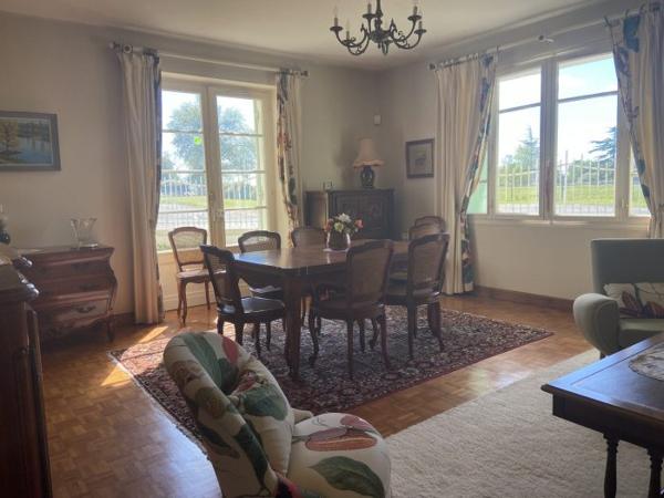 Maison charentaise Cozes 275 m²