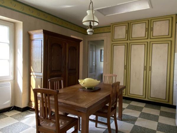 Maison charentaise Cozes 275 m²