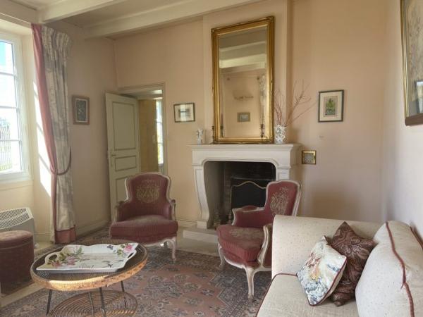 Maison charentaise Cozes 275 m²