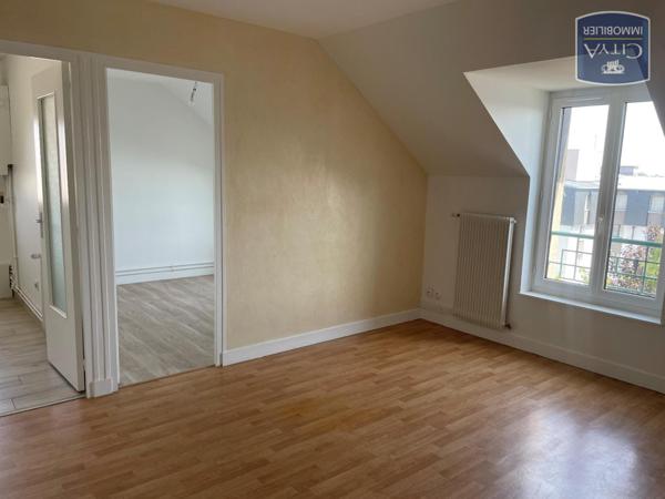 Appartement à louer 2 pièces 42.65m²