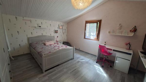 Maison 4 chambres avec piscine à vendre proche du centre ville du Poiré sur Vie