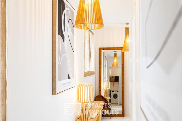 Villa des années 60 revisitée dans un écrin de verdure, plage à pied