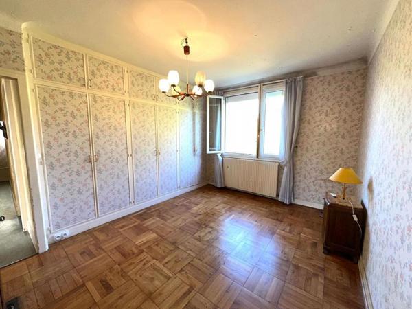 Maison 7 PIECES d'environ 150 m2 + Studio indépendant, terrain 2963 m2, au calme - Proche MONTARGIS & Canal d''Orléans