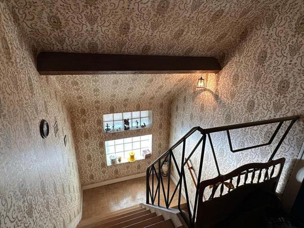 Maison 7 PIECES d'environ 150 m2 + Studio indépendant, terrain 2963 m2, au calme - Proche MONTARGIS & Canal d''Orléans