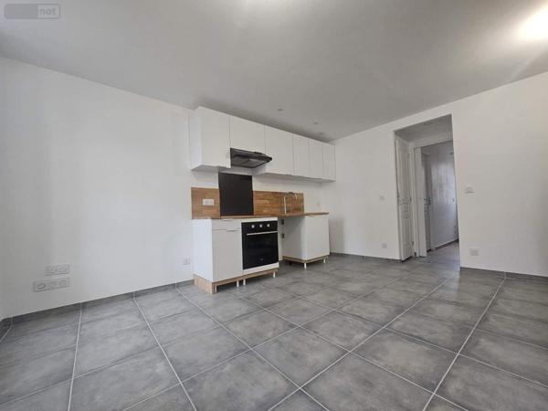 Appartement à louer à Mâcon en Saône-et-Loire (71000), ref : 008/2372