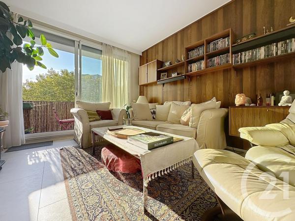 Appartement F4 à vendre  4 pièces - 88,13 m2 PARIS - 75012