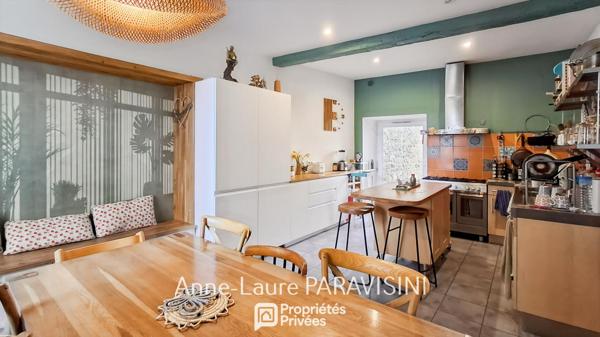 Pennautier - Charme de l'ancien et confort contemporain pour cette maison de village rénovée avec cour et 4 chambres