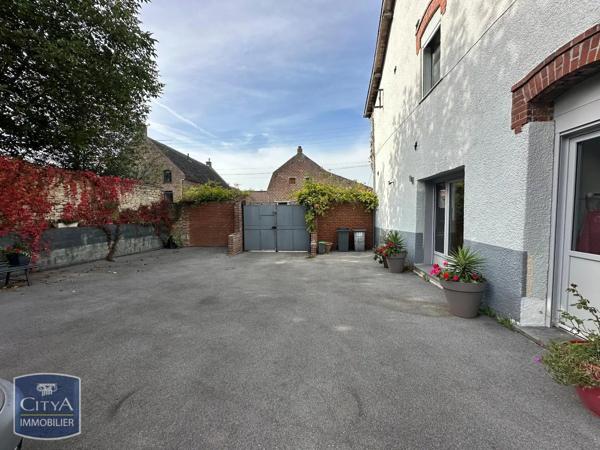 Maison à louer 7 pièces 161.16m² Wambaix (59400)