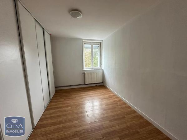 Maison à louer 7 pièces 161.16m² Wambaix (59400)