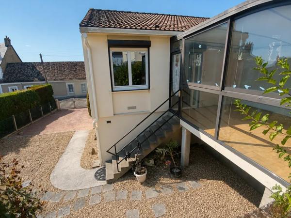 Maison centre village, 4 chambres et jardin
