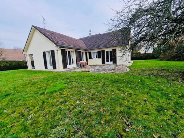 Maison à OZOIR LA FERRIERE (77330)