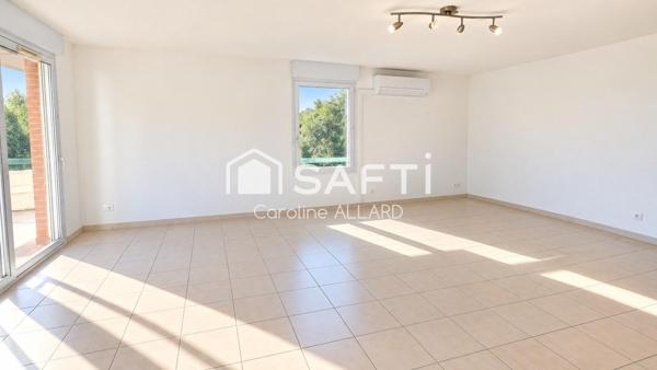 APPARTEMENT T3 DANS RESIDENCE PRIVEE AVEC PISCINE/GARDIEN/2 PLACES DE PARKING