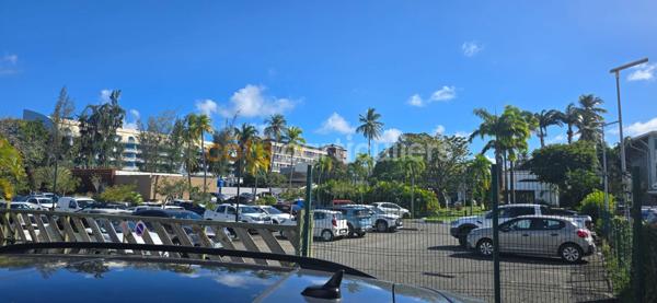 Location Local commercial20 m² - LE GOSIER (97190)