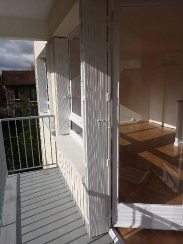 Appartement à louer    2 pièces •  Massy