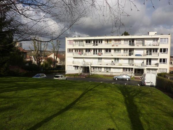 Appartement à louer    2 pièces •  Massy