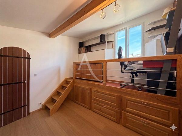 MAISON DE VILLAGE TYPE 5 AVEC DEPENDANCE VINON SUR VERDON