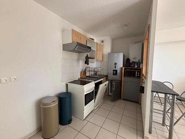 Appartement meublé 3 pièces de 54 m² avec terrasse, climatisation et 2 places de parking - Montpellier