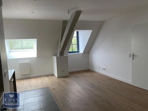 Appartement à louer 2 pièces 41.79m² Douai (59500)