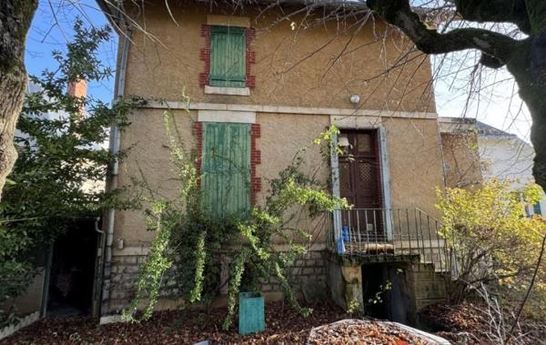 Vente Maison de Ville A RENOVER à rénover Saint-amand-montrond   