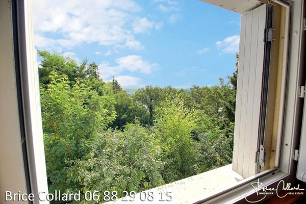 60290 CAUFFRY Grande maison familiale 6 chambres sur sous-sol total + 2 garages