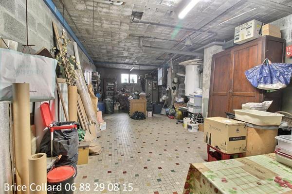 60290 CAUFFRY Grande maison familiale 6 chambres sur sous-sol total + 2 garages