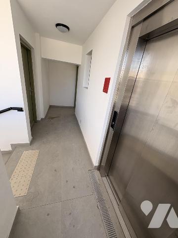 Vente appt T4 neuf dernier étage St Paul