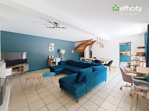Maison
         3 pièces
        - 93 m² Exclusivité 483 000 € *
