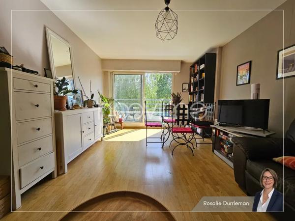 Appartement T2 avec balcon, ascenseur et 2 stationnements