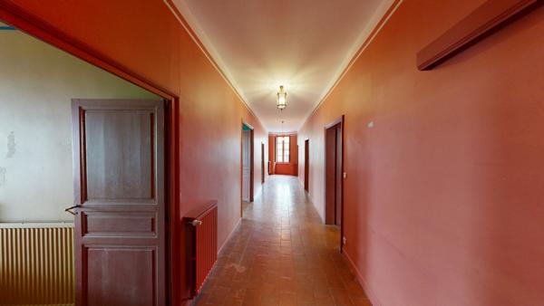 À VENDRE ! Appartement haussmannien avec grande terrasse et garage - Centre de Narbonne