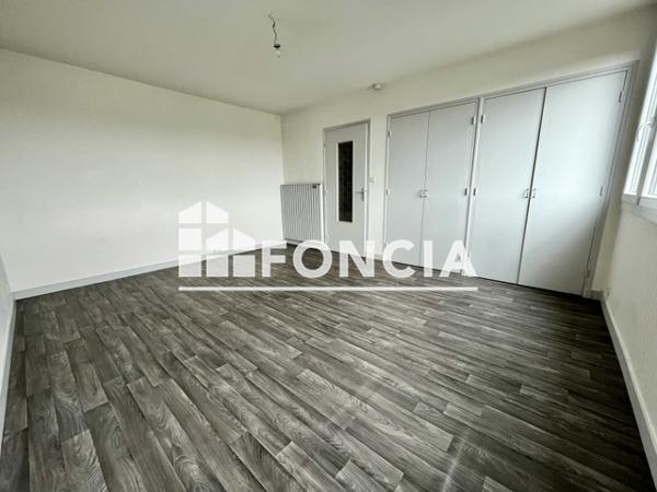 Location Studio 32.09 m² - 3 RUE MIRABEAU Brest 29200