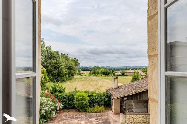 Maison à vendre |  Nérigean |  9 pièces | 188 m²