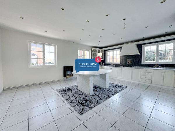 MAISON INDIVIDUELLE 203 M2 SUR UNE PAECELLE DE 545 M2