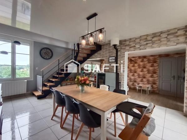 Safti-Benjamin Marcouiller vous propose : Maison 6 pièces.