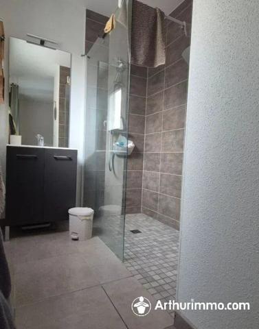 Vente                                                      Maison
                        
                     4 pièces                      84 m2                     à Seloncourt