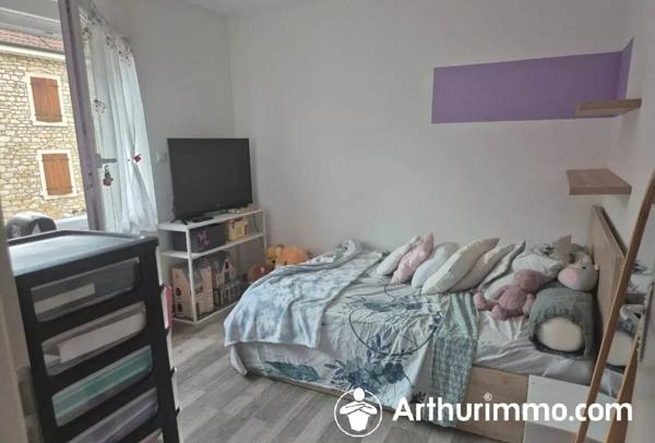 Vente                                                      Maison
                        
                     4 pièces                      84 m2                     à Seloncourt
