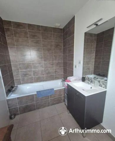 Vente                                                      Maison
                        
                     4 pièces                      84 m2                     à Seloncourt